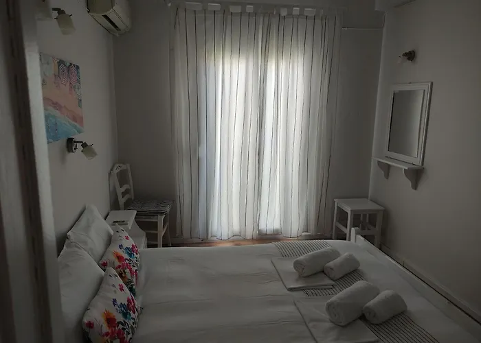 Vetti Guest house Skiathos Town